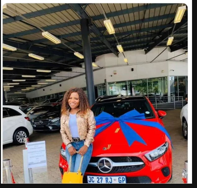 Lady Buys Mercedes Benz At 19 | Daily Report Nigeria