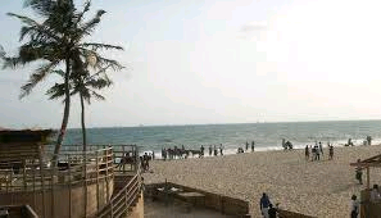 BREAKING: 4 Teenagers Drown While Celebrating WAEC Success in Lagos Beach | Daily Report Nigeria