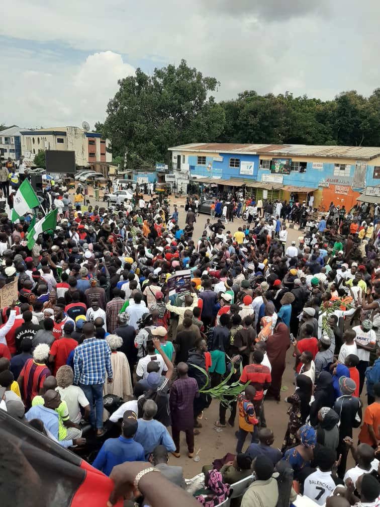 Protesters Demand Bailout as Nationwide Demonstrations Expose Brutal Crackdown | Daily Report Nigeria